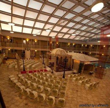 The Atrium Hotel And Conference Center Springdale Exterior photo